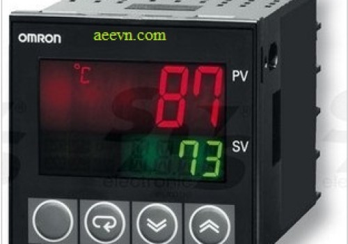 Bộ điều khiển nhiệt độ Omron E5CN-Q2MTC-500